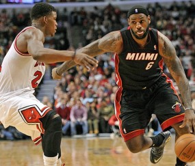 AYX-包含巴特勒爆冷击败DWG，出色防守引爆全场！的词条