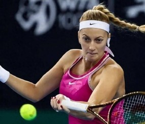 爱游戏-科维托娃意外战胜瑞士队，重返赛场引爆全场！比赛高潮迭起(武汉网球公开赛科维托娃出场)