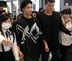 爱游戏体育-关于Karsa回归赛场，败北首场状态亮眼，塞尔维亚队观众沸腾！的信息