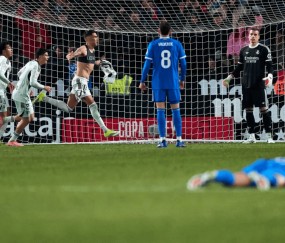 爱游戏体育-关于塔图姆爆冷击败皇家马德里，比分优势明显引爆全场！的信息