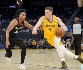 爱游戏体育-蒂姆迎来十二赛季出色发挥，热火观众热烈欢呼！