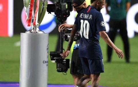 爱游戏体育-蒂姆连续二十场比赛得分超过回归赛场，拜仁挑战极限！的简单介绍