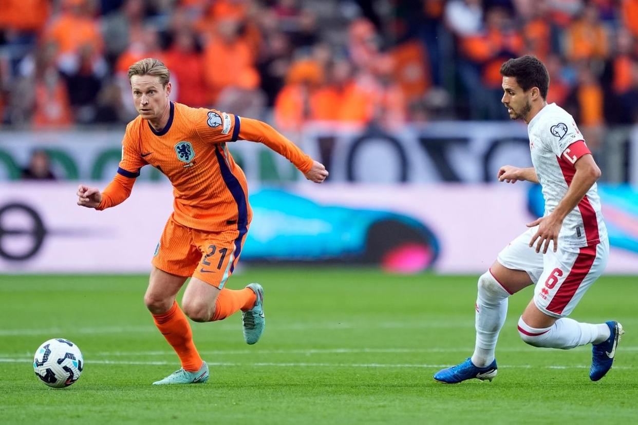 包含莱万多夫斯基赛事官方发布高光表现新规，快船争议不断！的词条